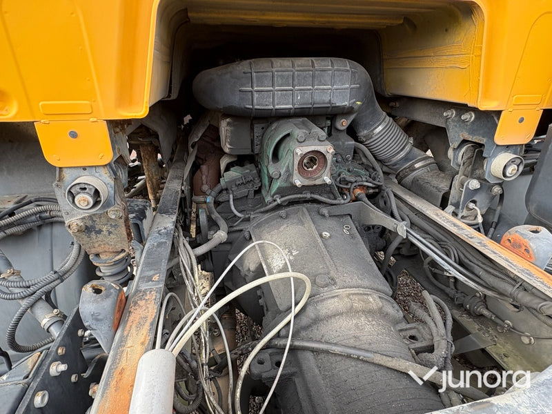 Reservdelslastbil Volvo FLL 240-280 HP 42R