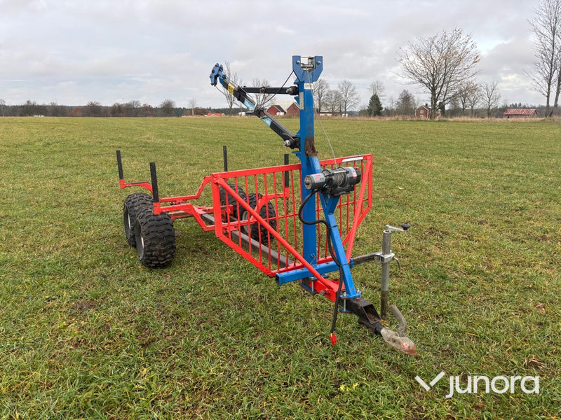 Skogsvagn ATV - Ytterocke, Med kran