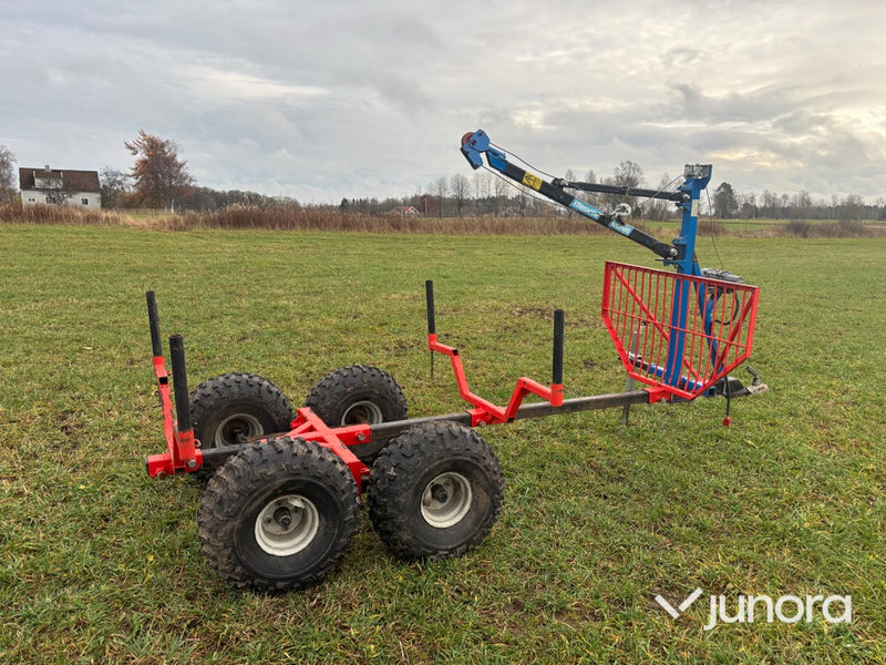 Skogsvagn ATV - Ytterocke, Med kran