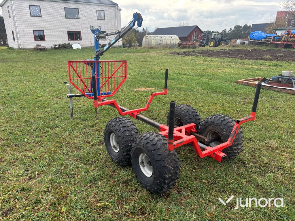Skogsvagn ATV - Ytterocke, Med kran