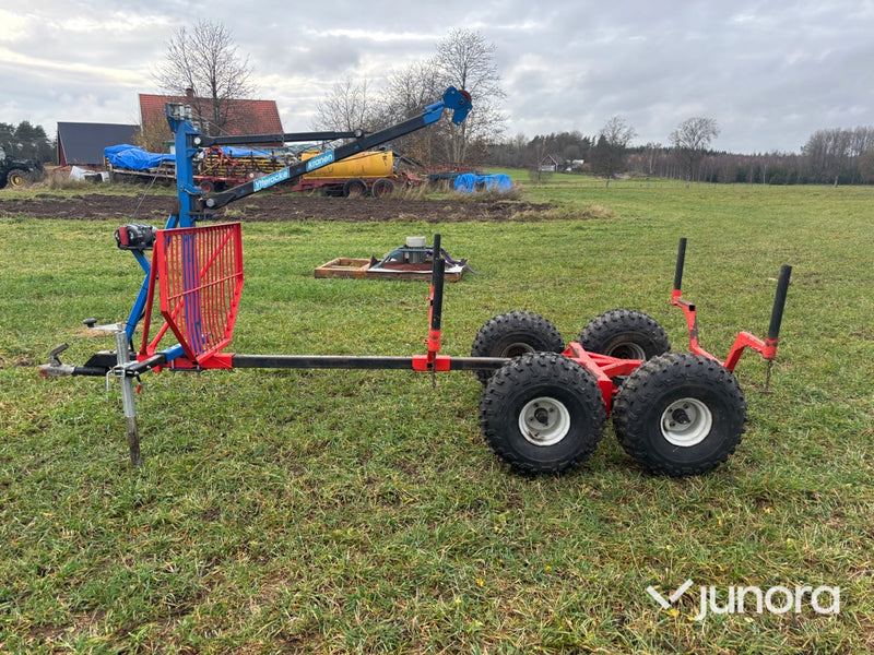 Skogsvagn ATV - Ytterocke, Med kran