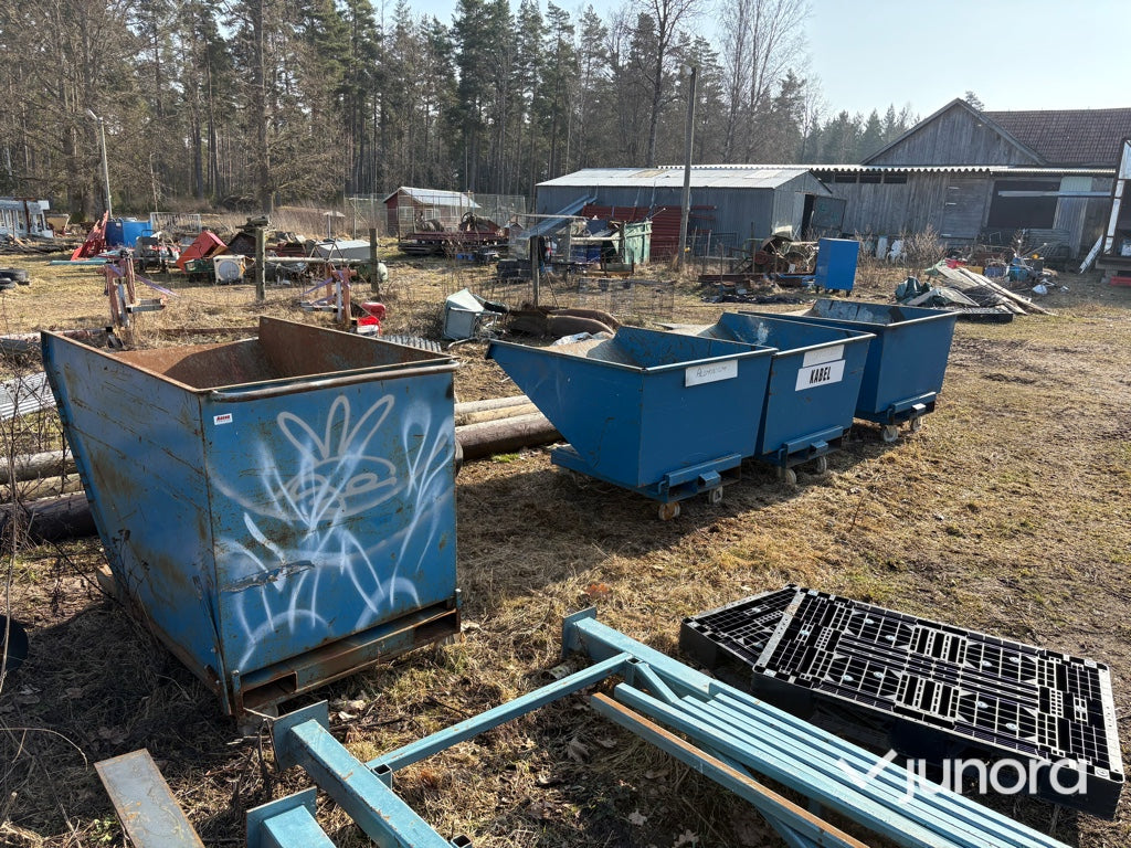 Fyra container - med hjul