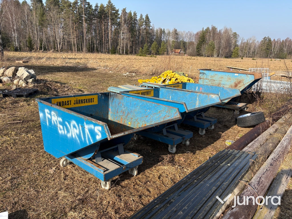 Fyra container - med hjul