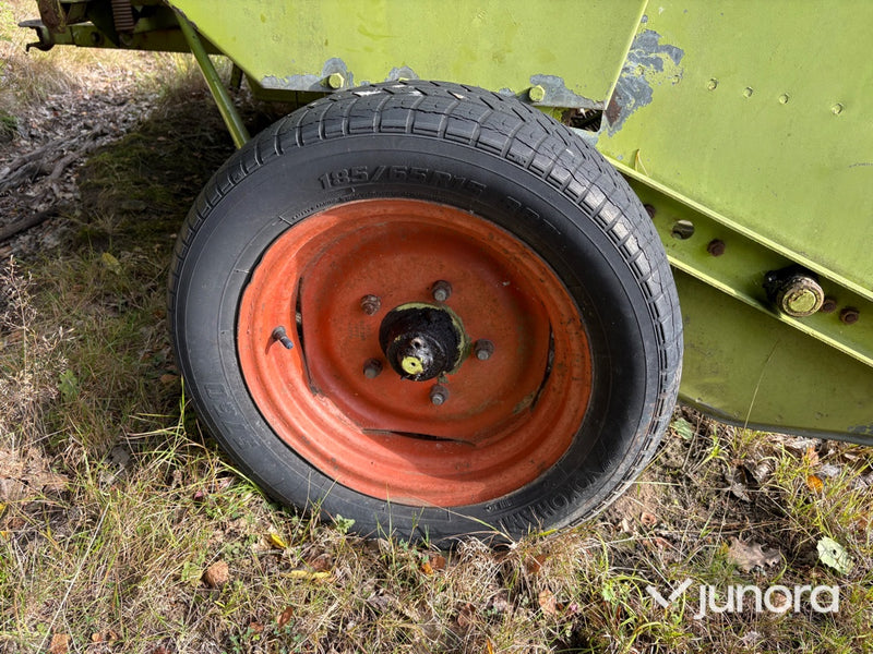 Hårdpress - Claas Markant 40