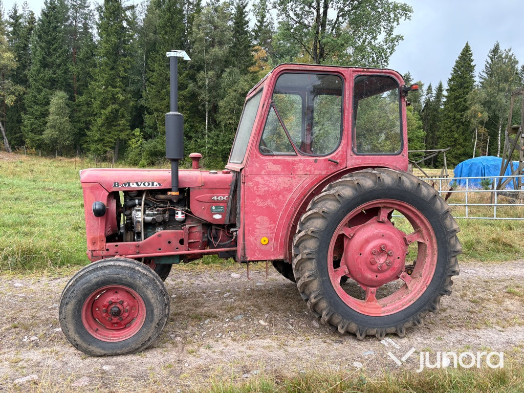 Traktor - Volvo BM, 400 Buster