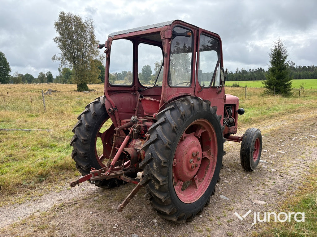 Traktor - Volvo BM, 400 Buster