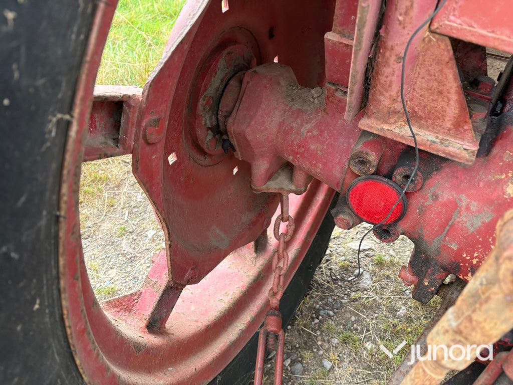 Traktor - Volvo BM, 400 Buster