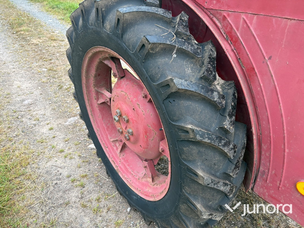 Traktor - Volvo BM, 400 Buster
