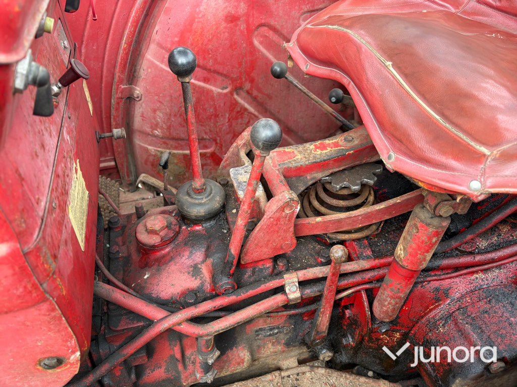 Traktor - Volvo BM, 400 Buster