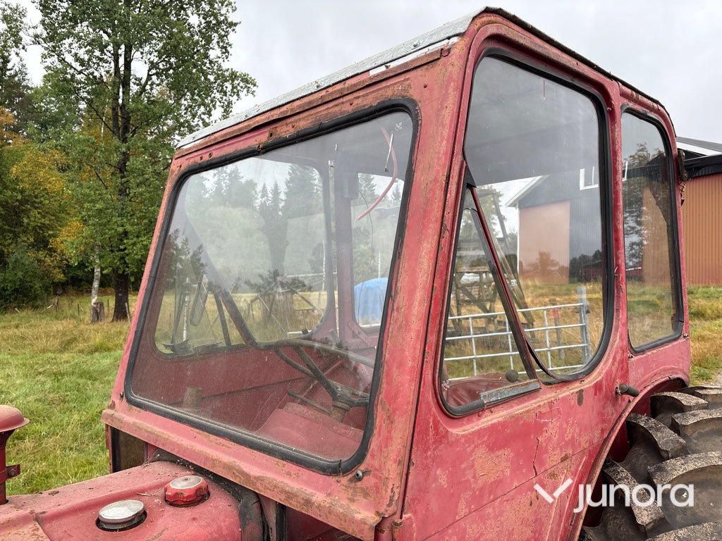 Traktor - Volvo BM, 400 Buster
