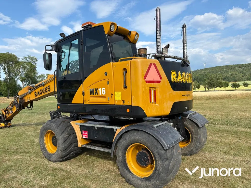 Hjulgrävmaskin - Hydrema MX16