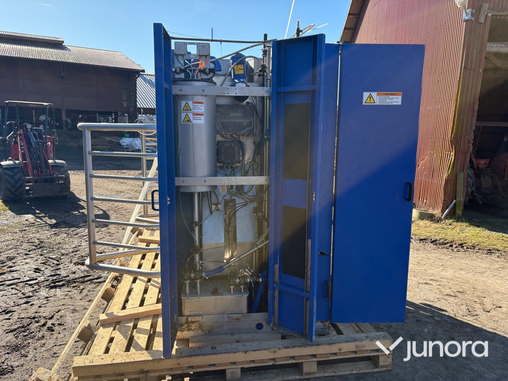 Mjölkrobot - DeLaval, VMS, Milking station höger