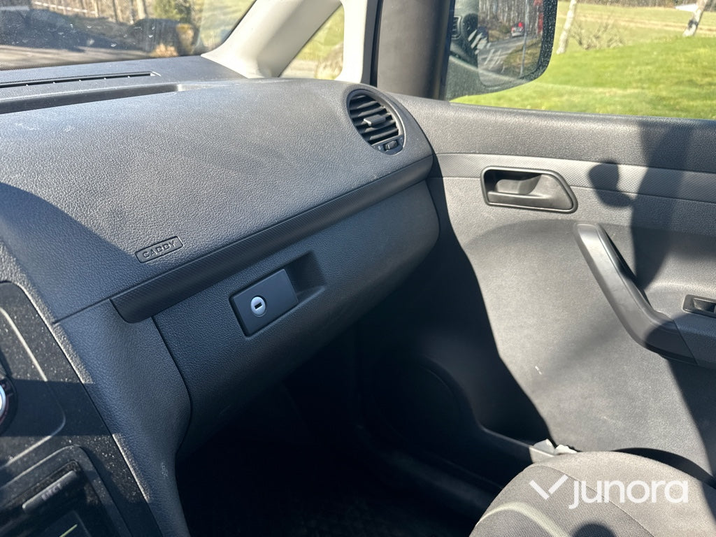 Skåpbil - Volkswagen Caddy III 1.6 TDI