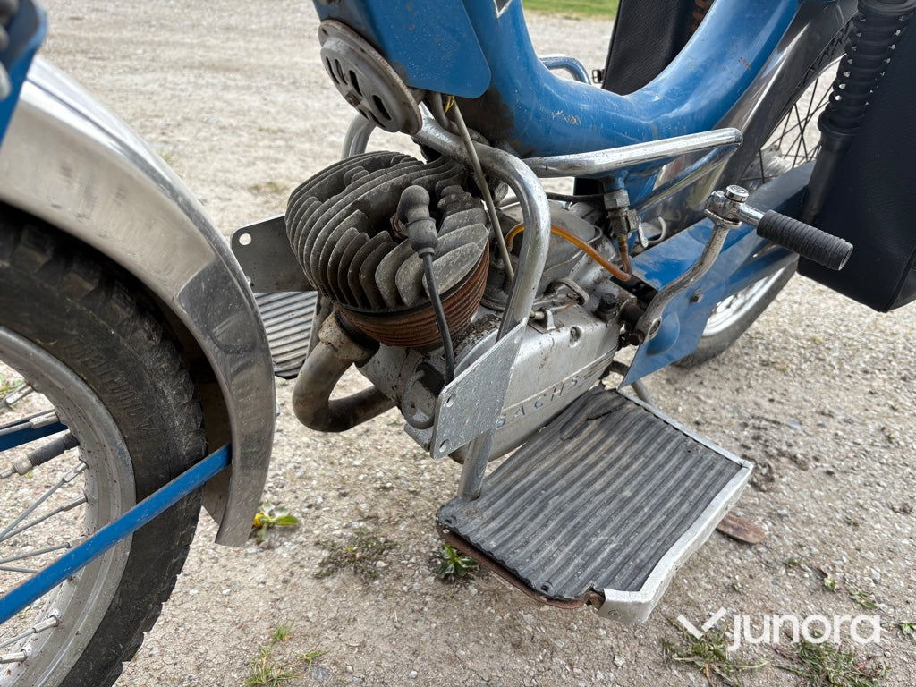 Moped - Crescent, MCB 1240