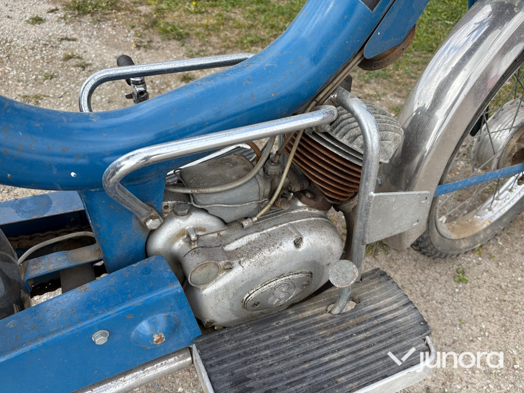 Moped - Crescent, MCB 1240