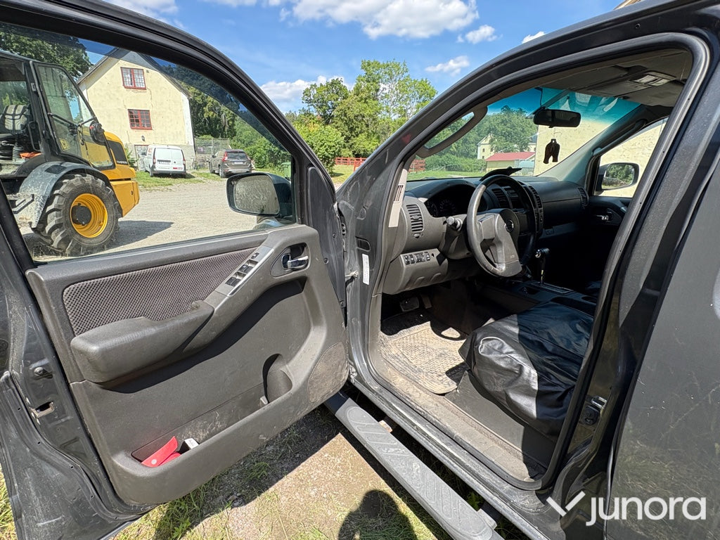 Nissan Navara Dubbelhytt