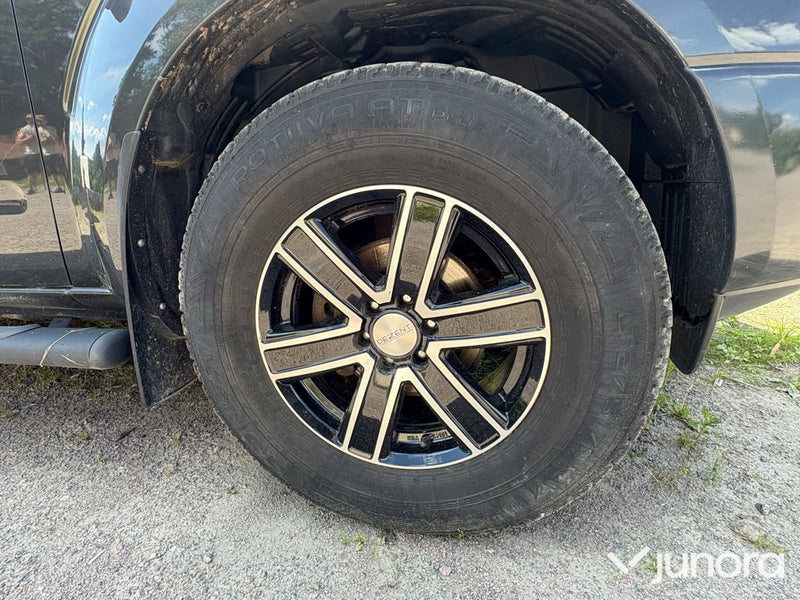 Nissan Navara Dubbelhytt
