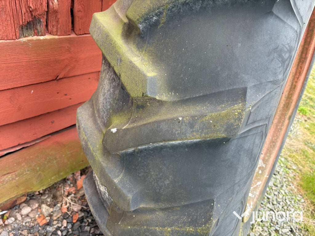 Dubbelmontage Firestone 16.9-38