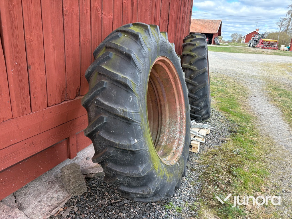 Dubbelmontage Firestone 16.9-38