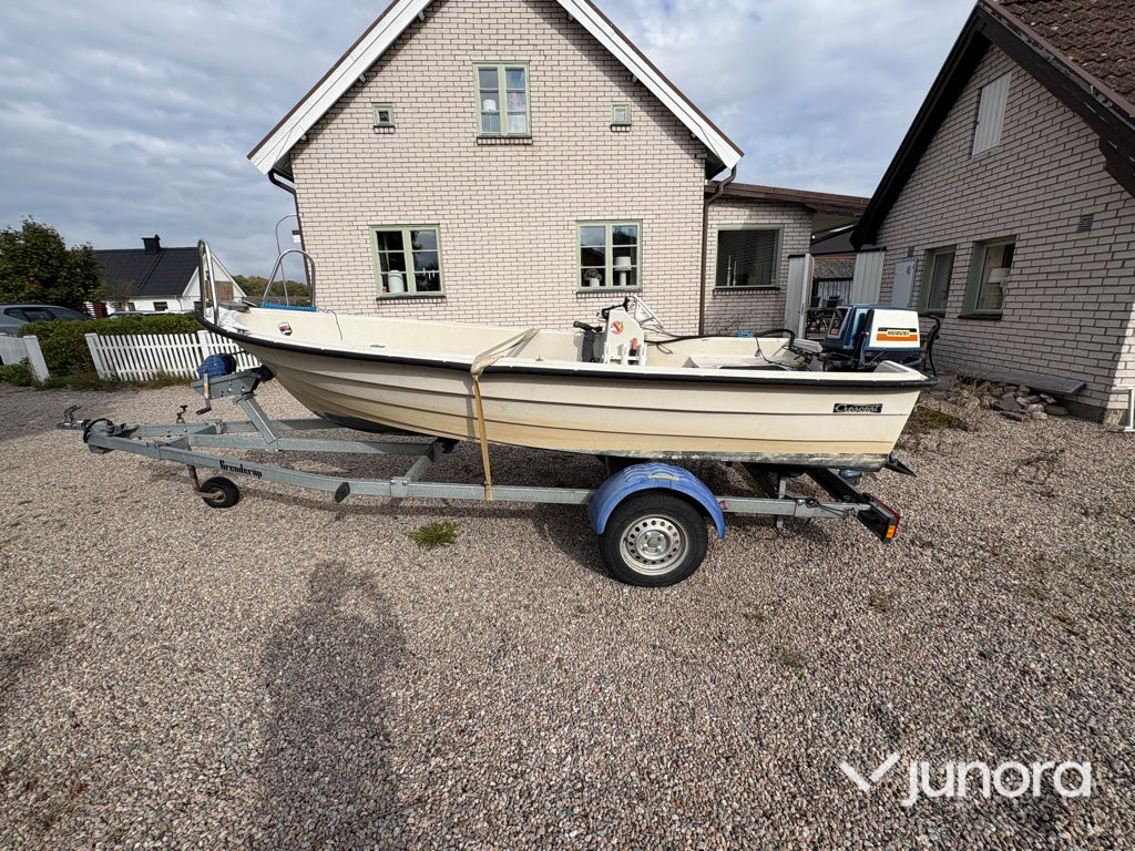 Båt + Trailer - Crescent 415d, Brenderup, 80km