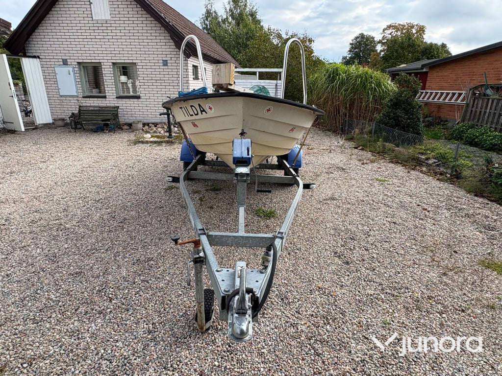 Båt + Trailer - Crescent 415d, Brenderup, 80km