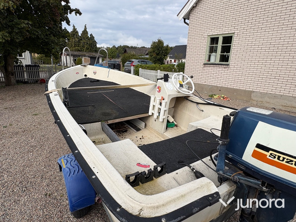 Båt + Trailer - Crescent 415d, Brenderup, 80km