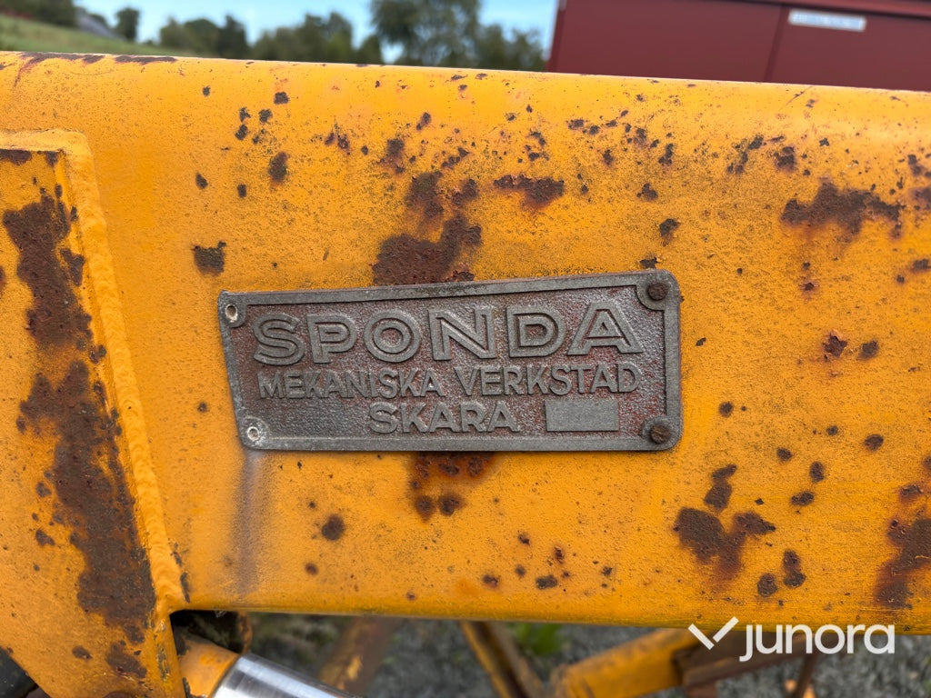 Frontlastare med skopa - Sponda Mekaniska