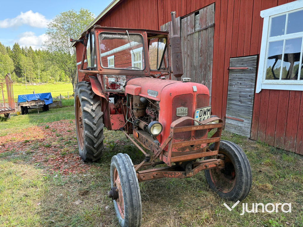 Veterantraktor Nuffield Universal 4DM