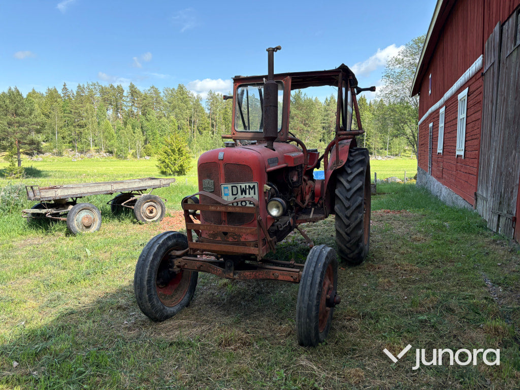 Veterantraktor Nuffield Universal 4DM