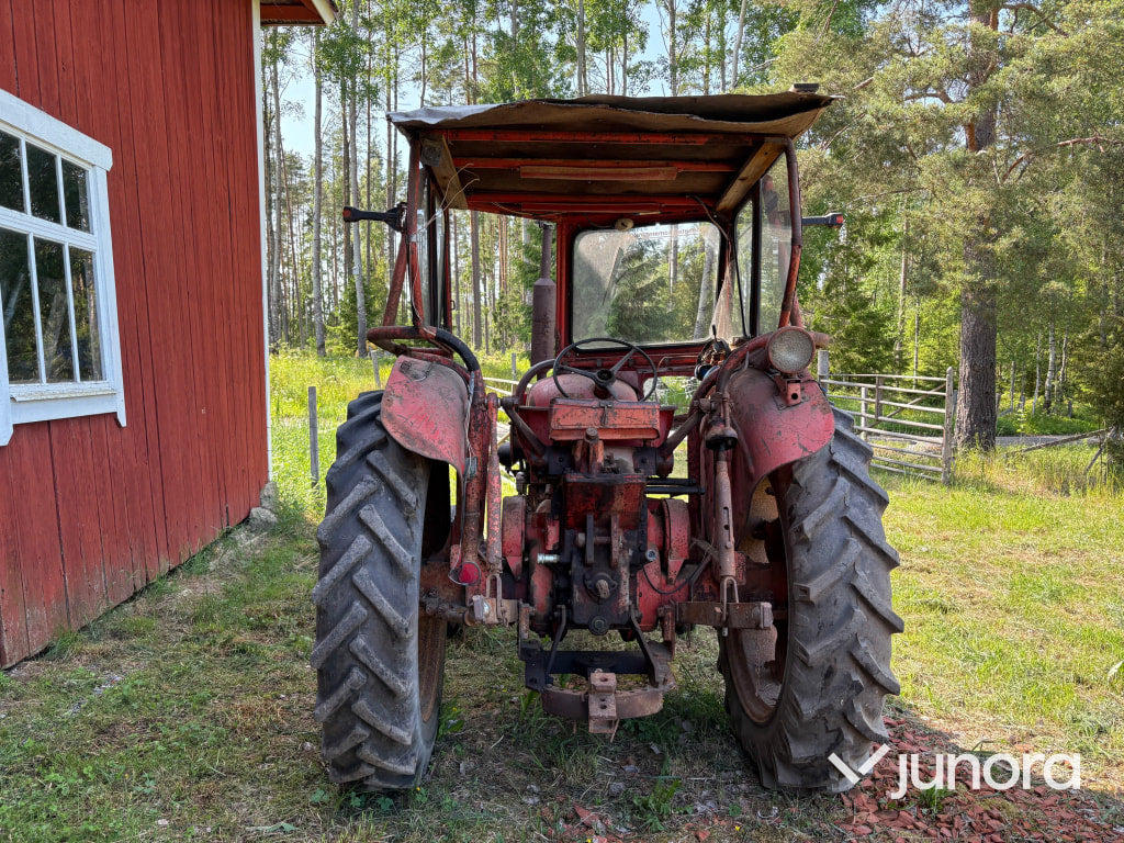 Veterantraktor Nuffield Universal 4DM