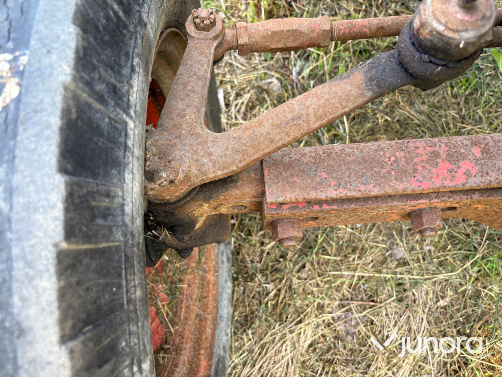 Veterantraktor Nuffield Universal 4DM