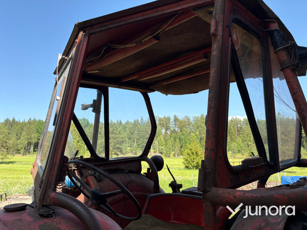 Veterantraktor Nuffield Universal 4DM