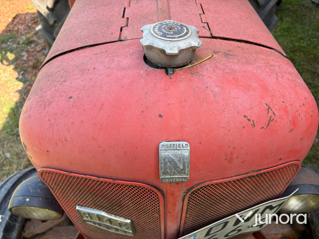 Veterantraktor Nuffield Universal 4DM
