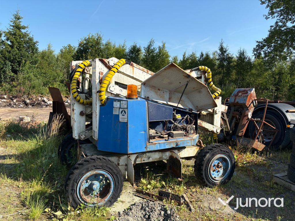 Bomlift Simon 140S