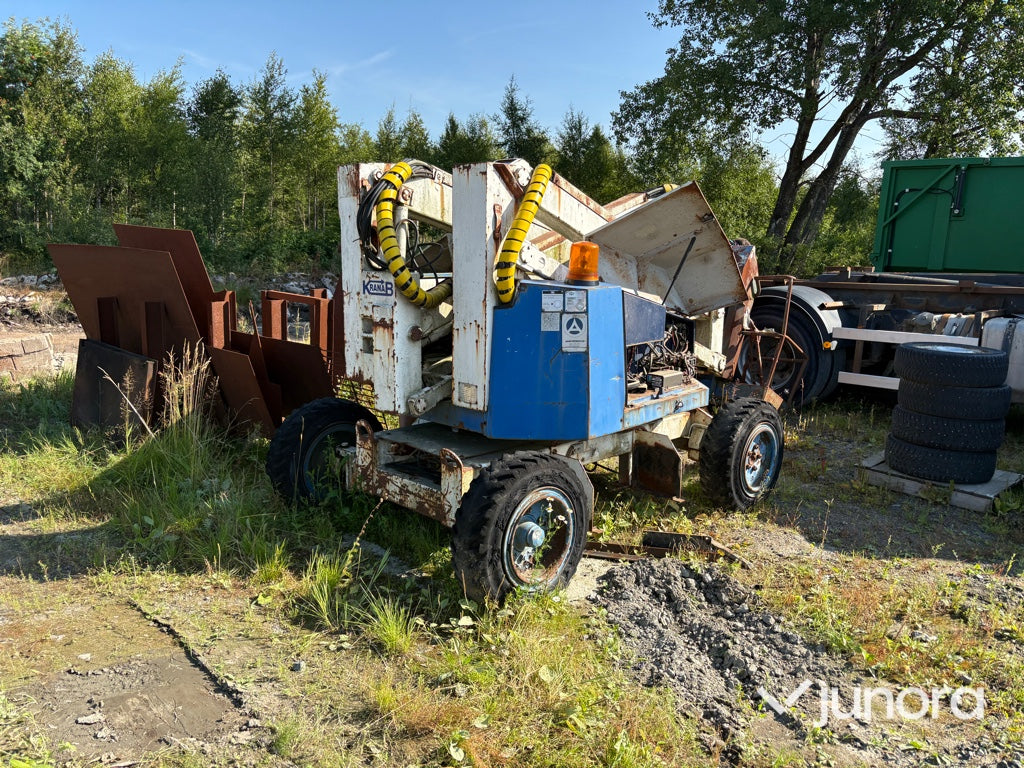 Bomlift Simon 140S