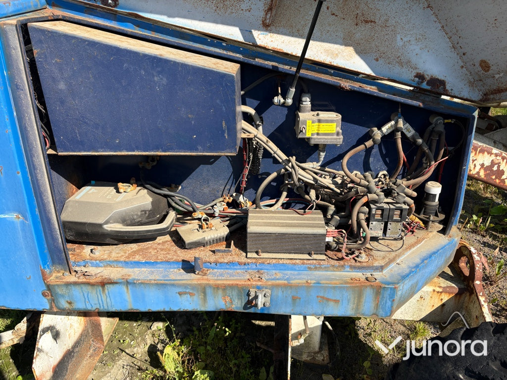 Bomlift Simon 140S