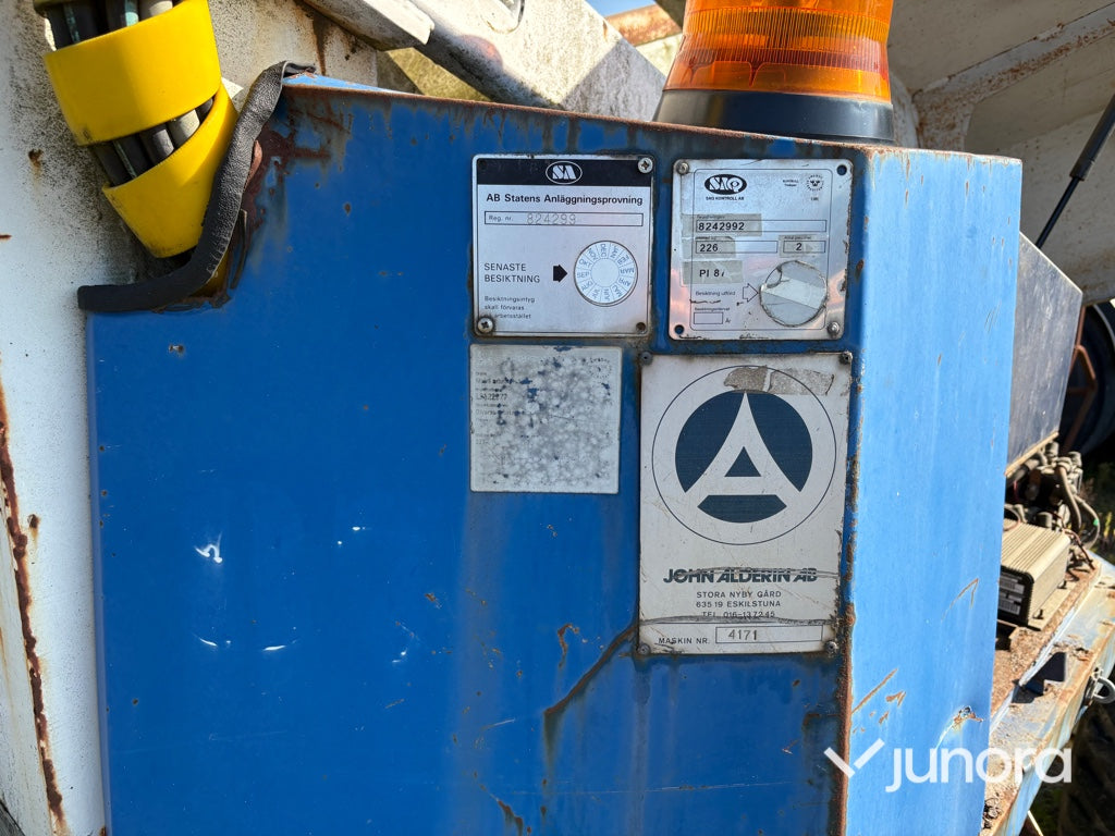 Bomlift Simon 140S