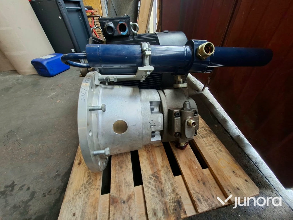 Hydraulpump MOOG