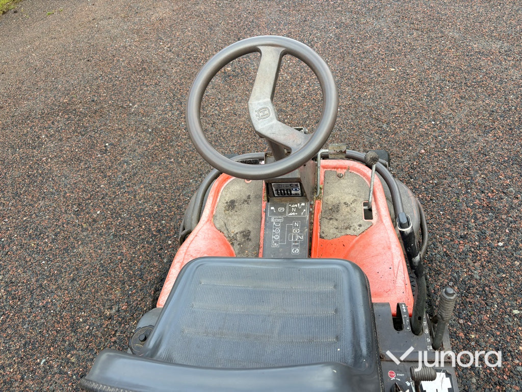 Åkgräsklippare Husqvarna