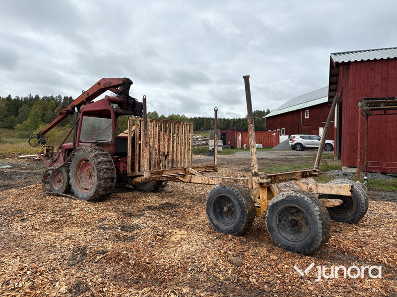 Skogstraktor ÖSA-48 ”Volvo BM 400 Buster”