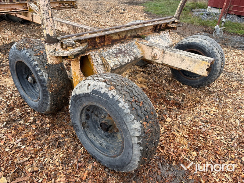 Skogstraktor ÖSA-48 ”Volvo BM 400 Buster”