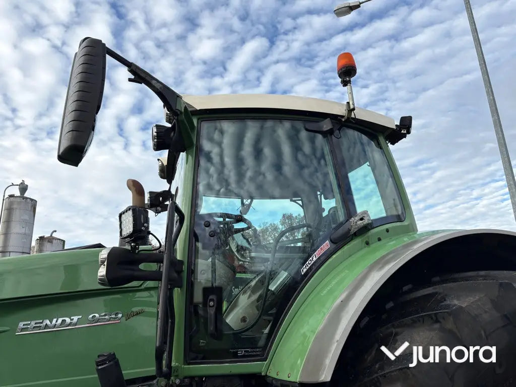 Traktor Fendt 939 Vario med twintrack
