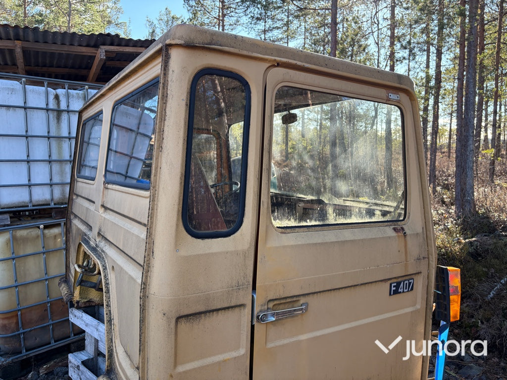 Hytt - Volvo, F407