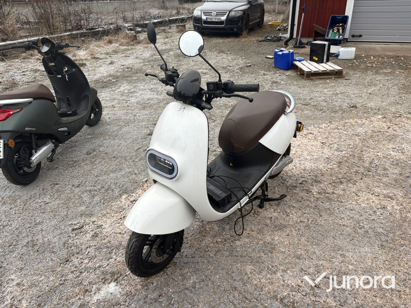 Moped - LVNENG S3-W