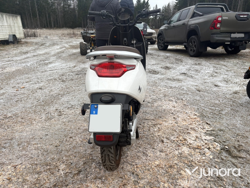 Moped - Lvneng, S3-W