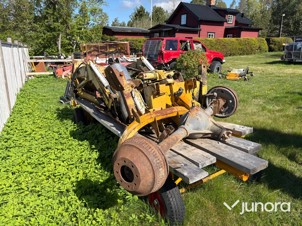 Grävaggregat och lastare Beaver D225/L21