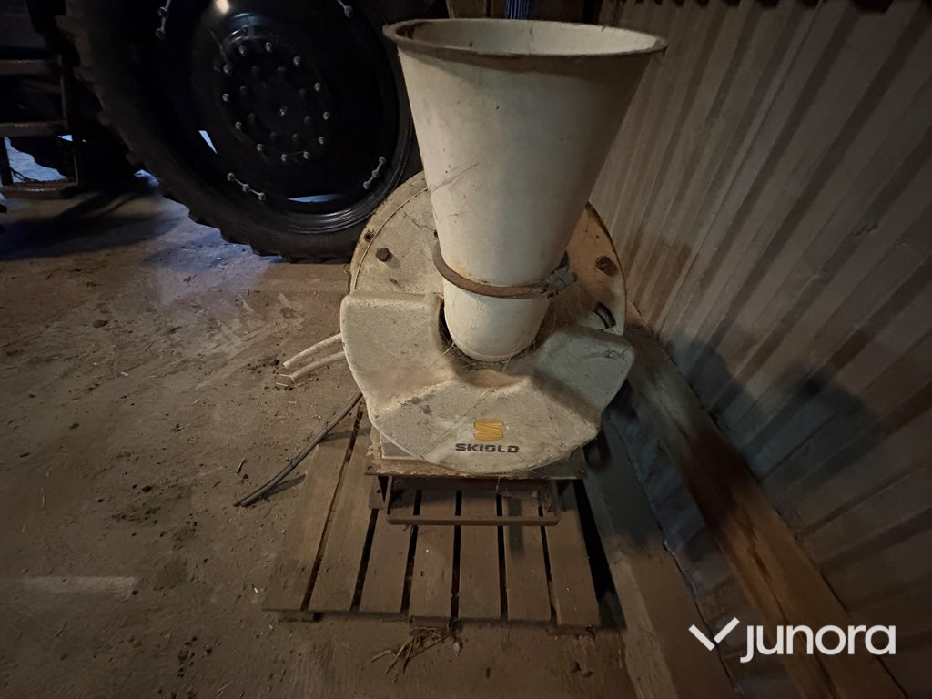 U-skruv - med dysfilter, skivkvarn SK1500, Aveko styrskåp
