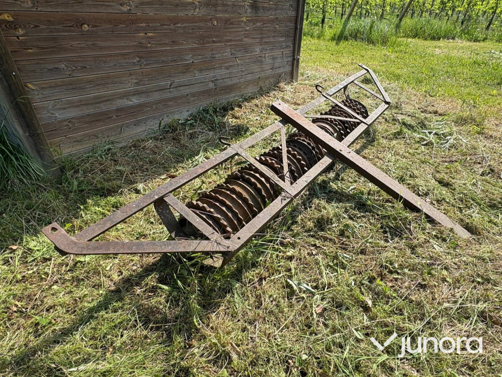 Ringvält i tre delar