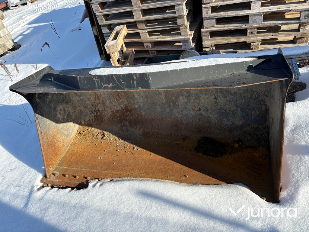 Skopa - JCB, 332/R9608