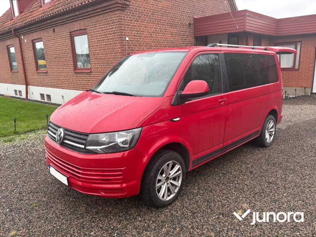 Arbetsbil Volkswagen Caravelle T6 2.0 TDI